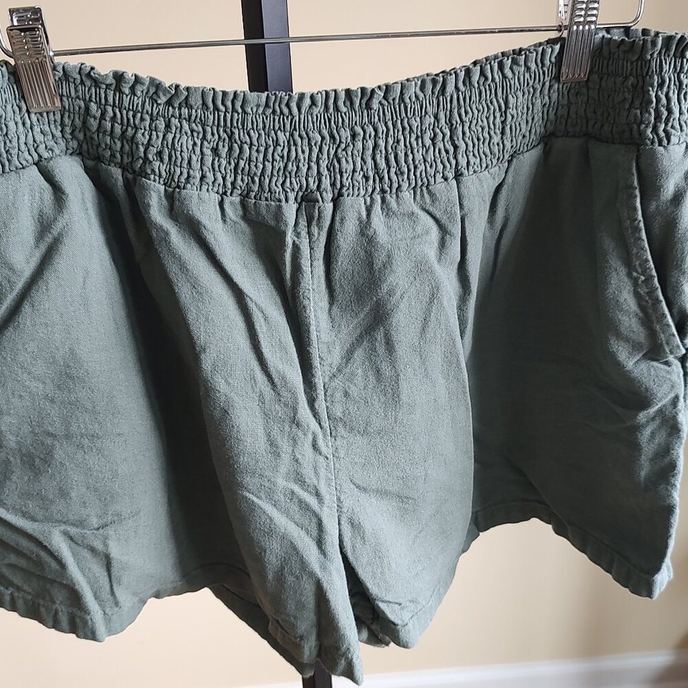 Universal Thread Green/Grey Shorts - Size XXL